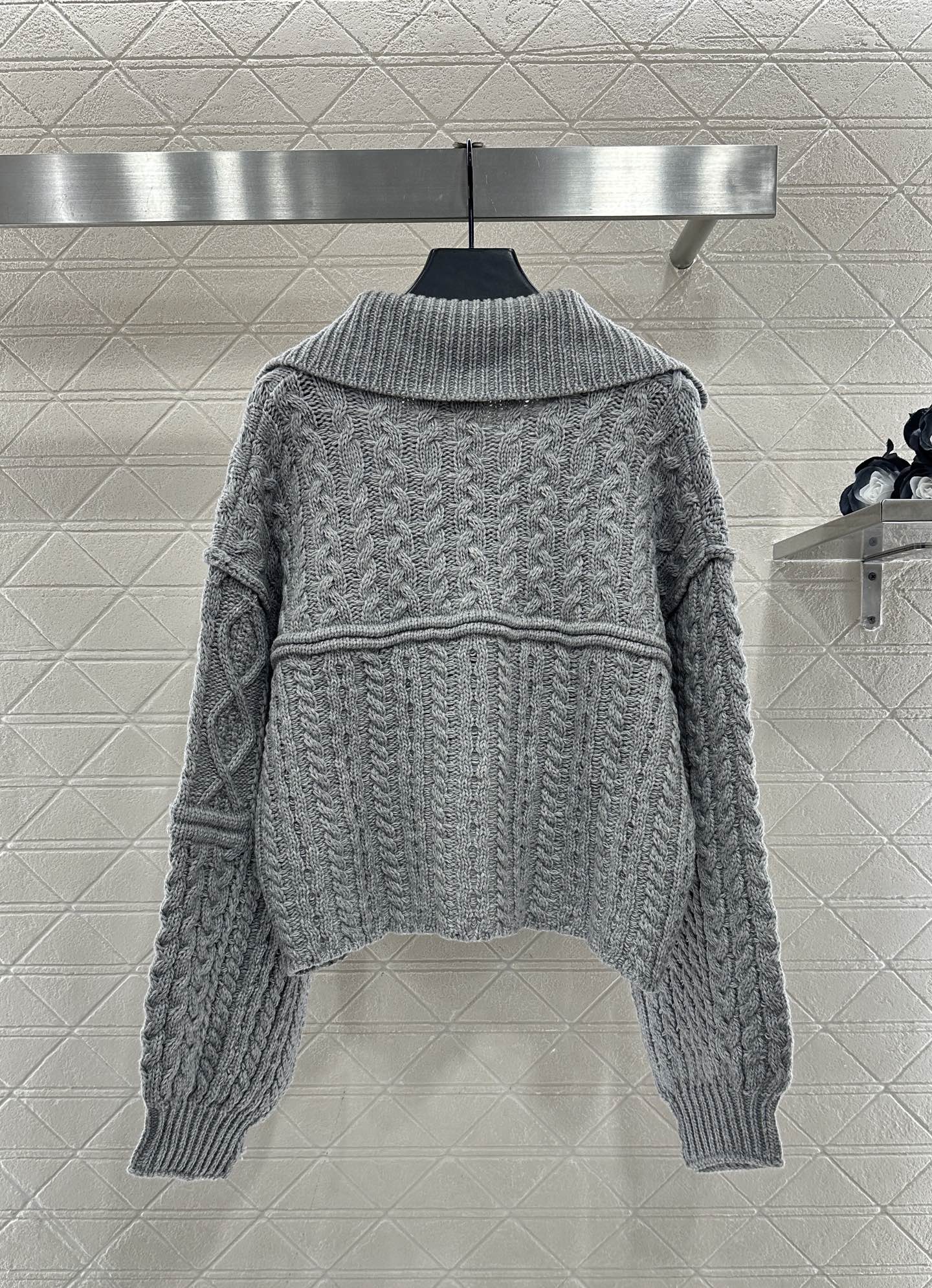 Collar Embroidered Knitted Coat