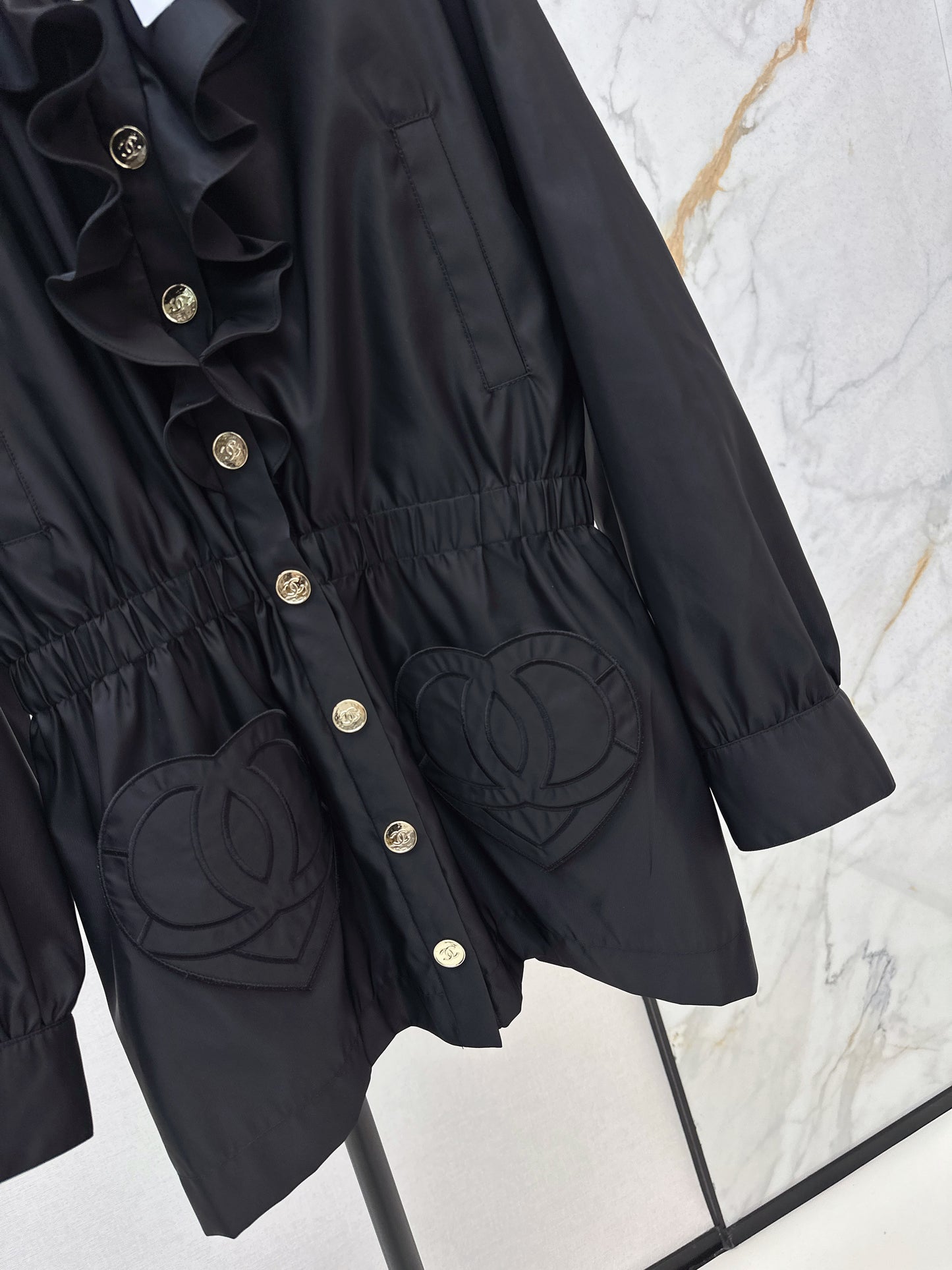 Lotus leaf lace hooded nylon jacket