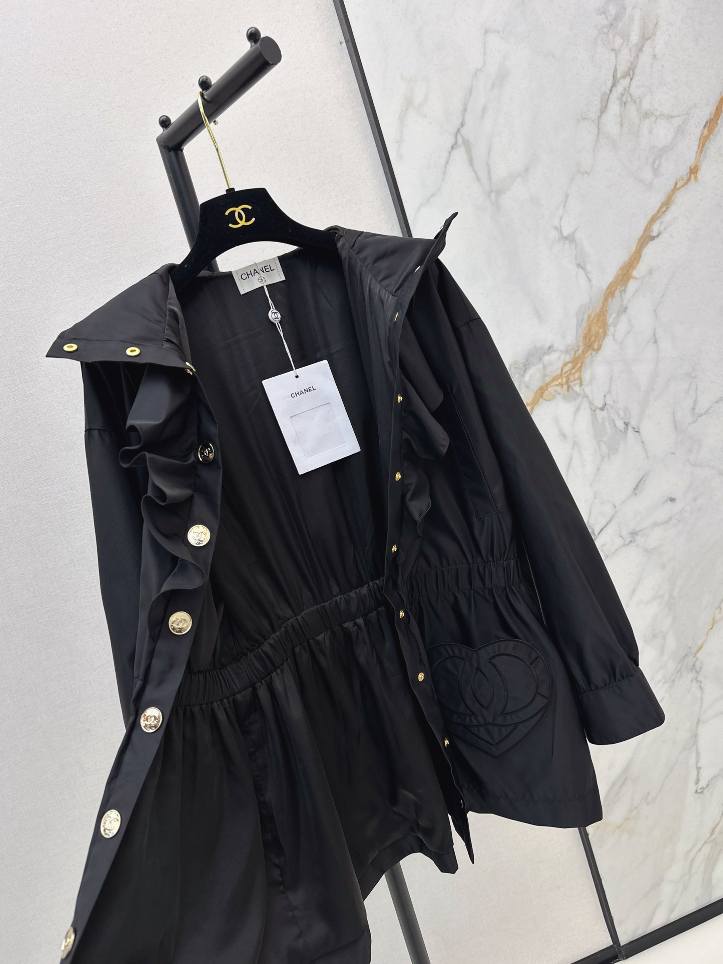 Lotus leaf lace hooded nylon jacket