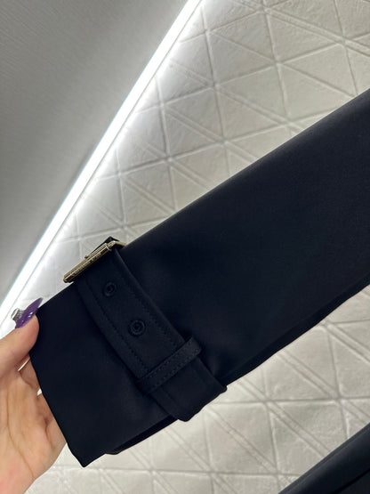 Belt long windbreaker jacket