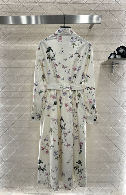 Direct spray floral long sleeved dress