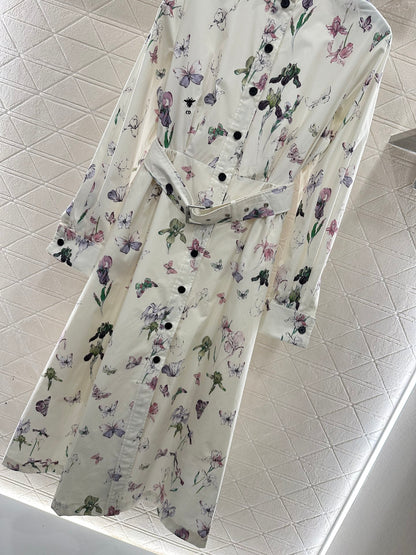 Direct spray floral long sleeved dress