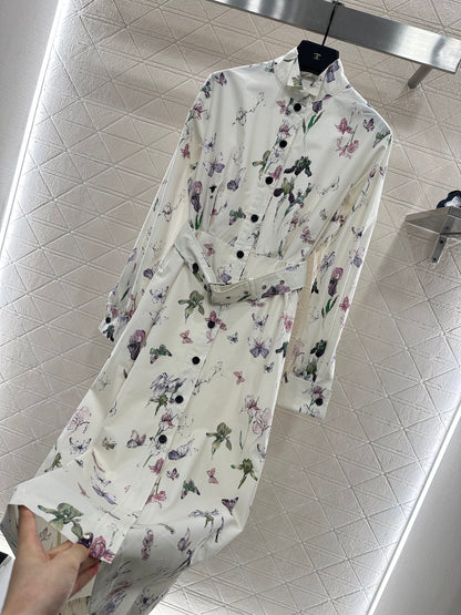 Direct spray floral long sleeved dress