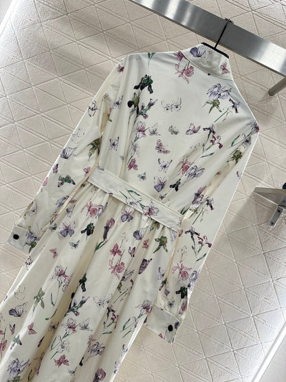 Direct spray floral long sleeved dress