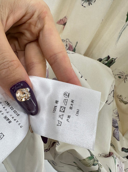 Direct spray floral long sleeved dress