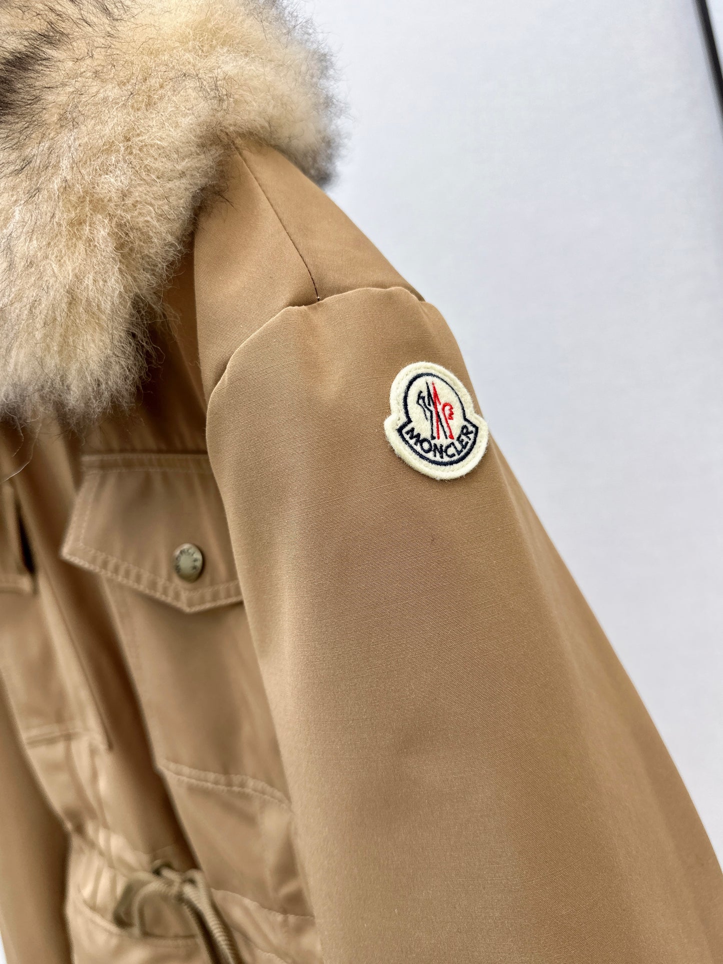 Hooded fur collar drawstring down jacket