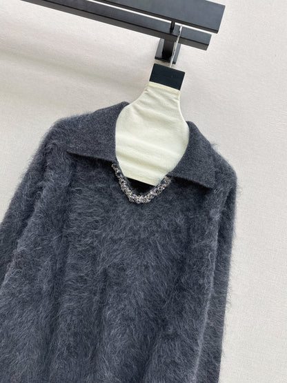 Sparkling woven decorative V-neck sweater