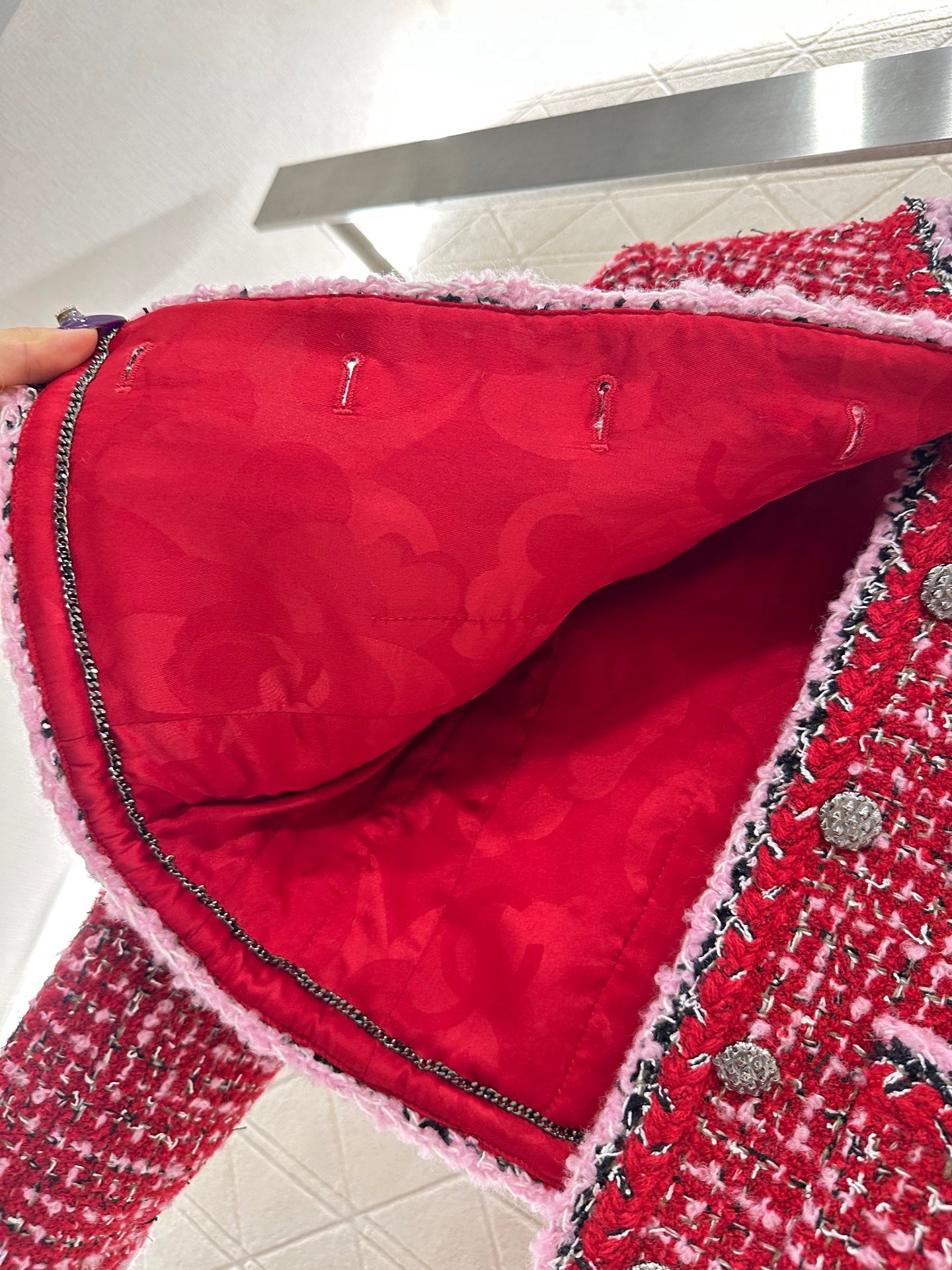 Camellia flower brooch woven outer jacket