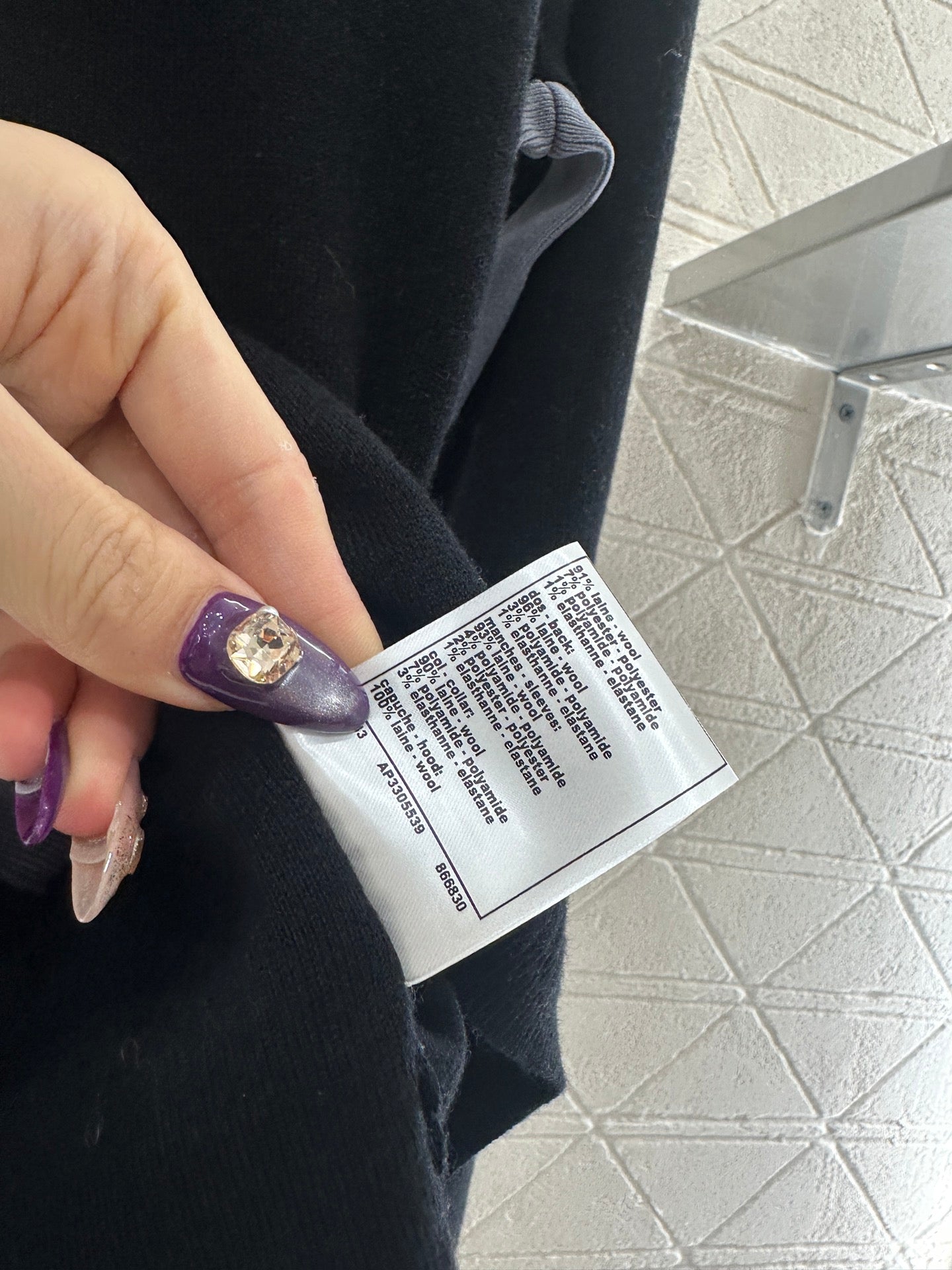 Small high neck knitted pullover sweater