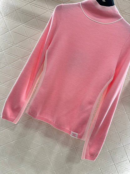 Small high neck knitted pullover sweater