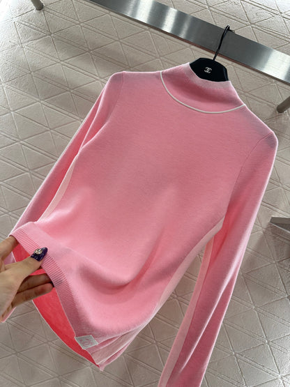 Small high neck knitted pullover sweater