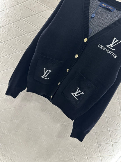 Jacquard letter knitted cardigan