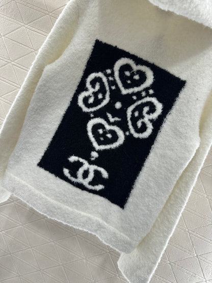 Knitted hooded zipper jacket