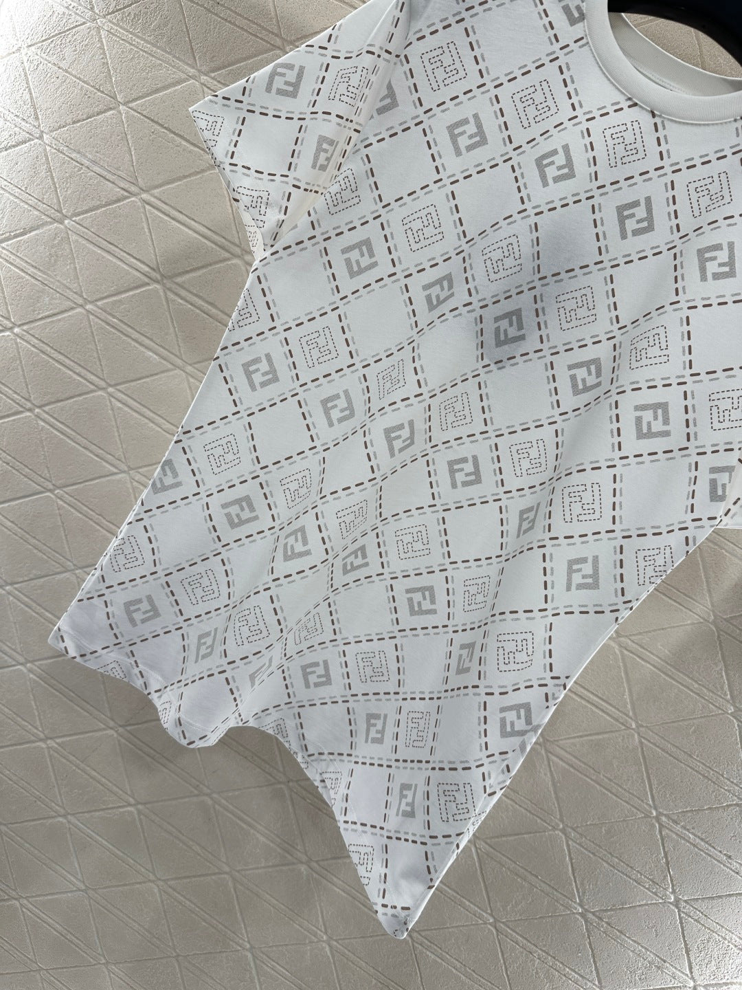 Printed diamond grid 𝑇𝑒𝑒