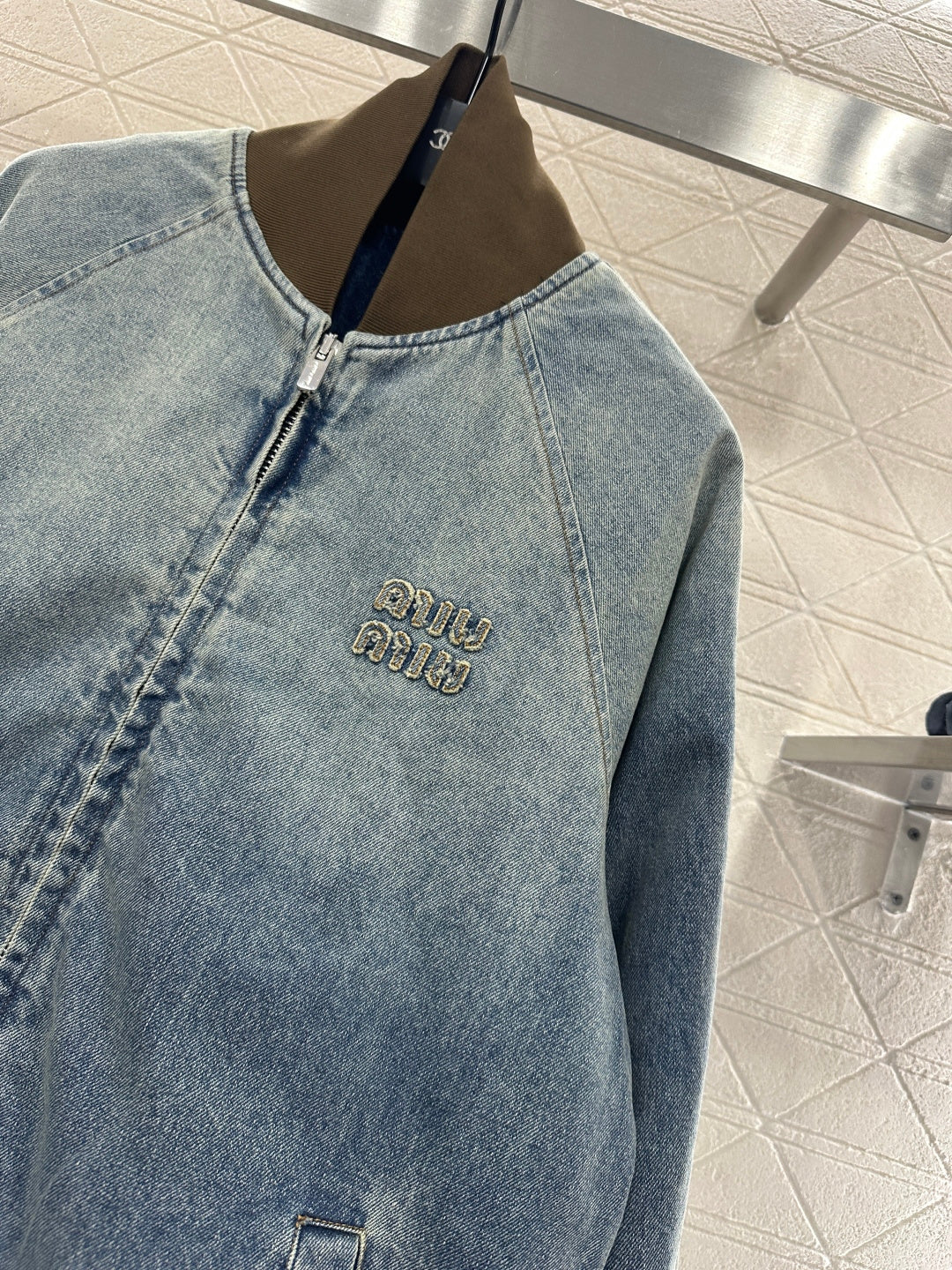 Color blocked threaded zipper denim cotton jacket