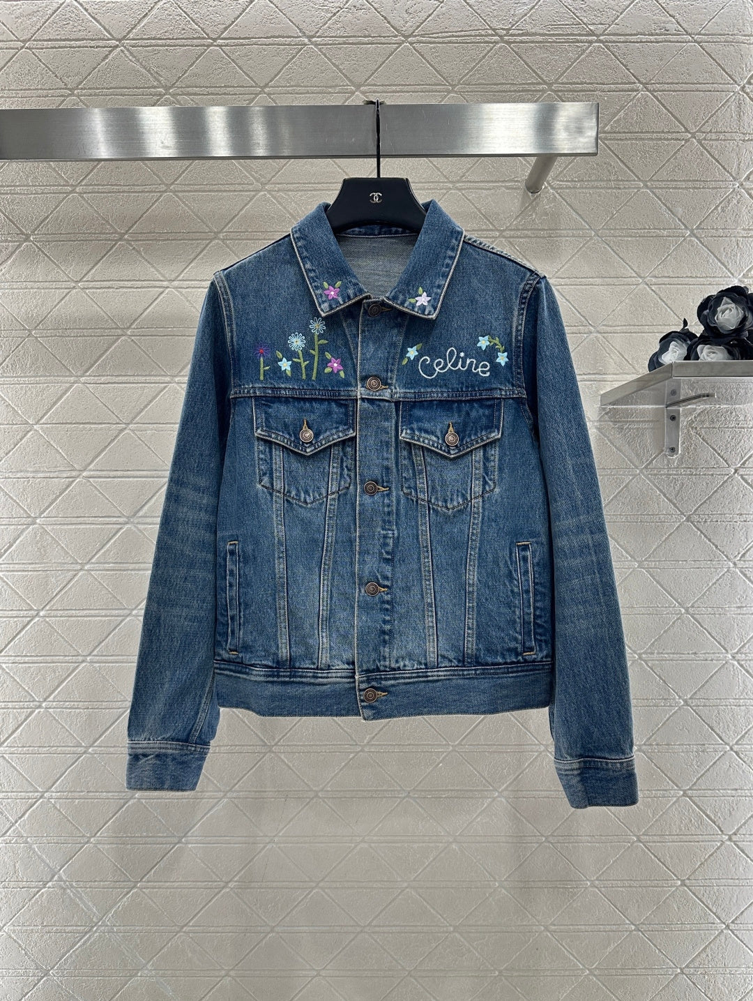 Embroidered flower denim jacket