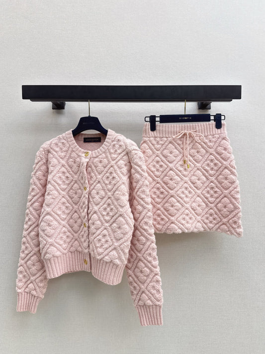 Lingge Knitted Set