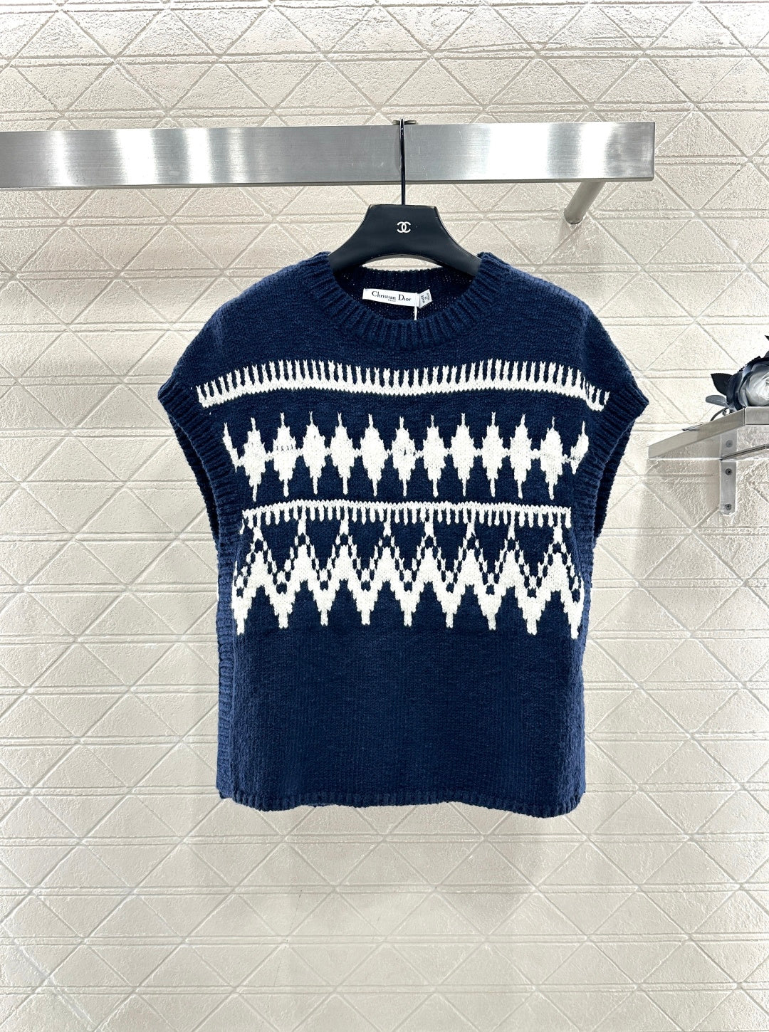 Jacquard knitted vest