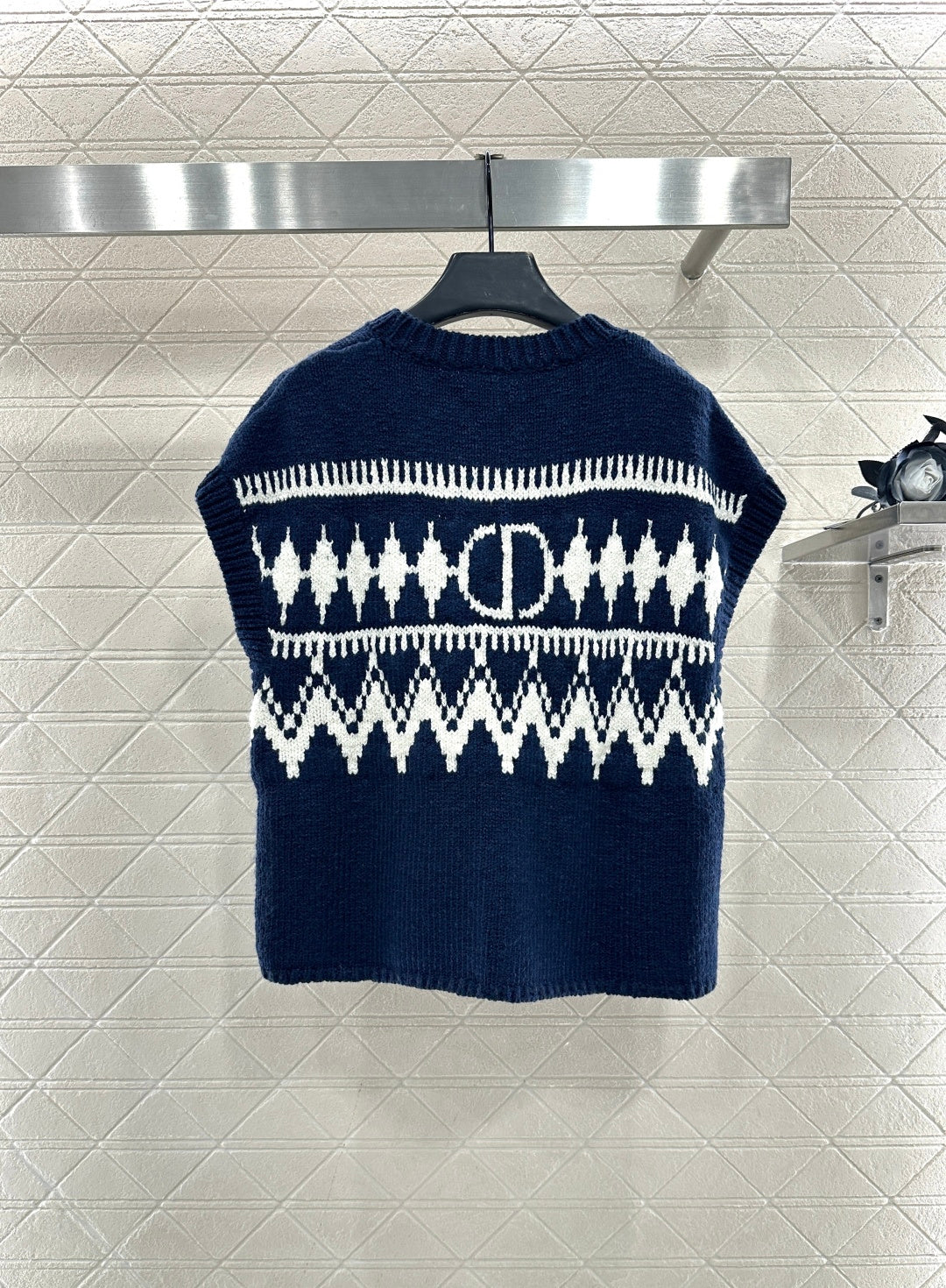 Jacquard knitted vest