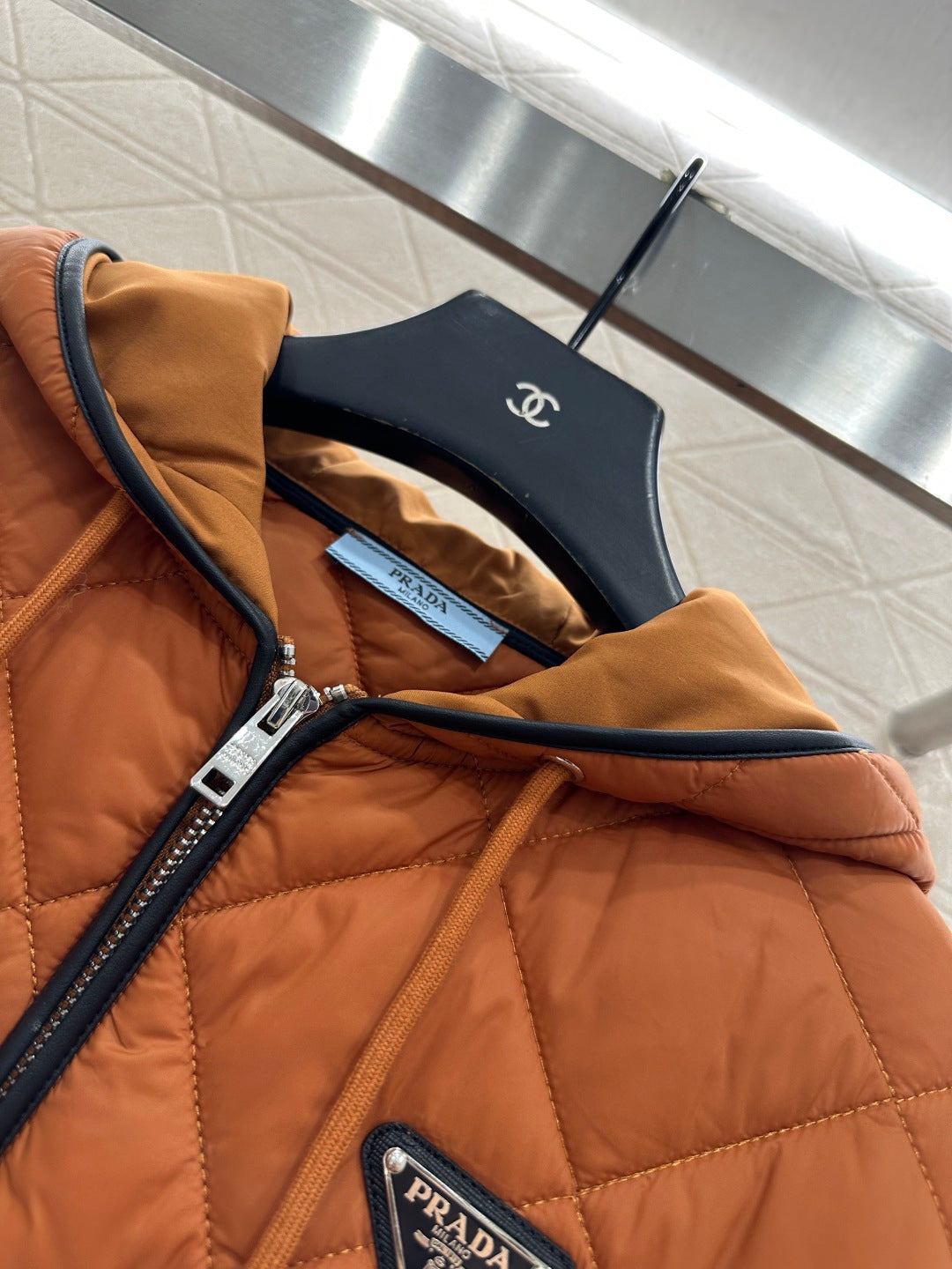 Collar pocket hooded cotton jacket