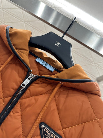 Collar pocket hooded cotton jacket