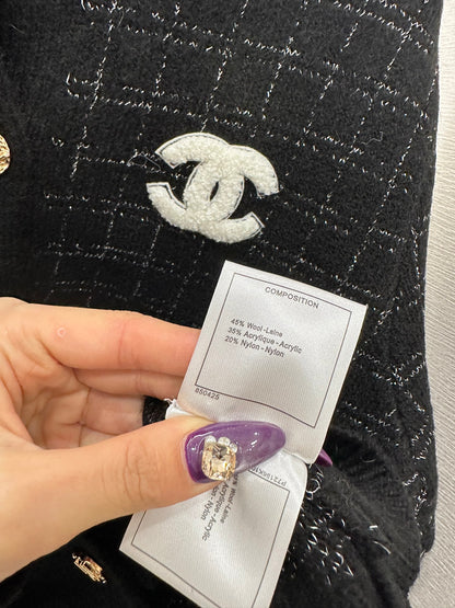 Silver plaid knitted cardigan