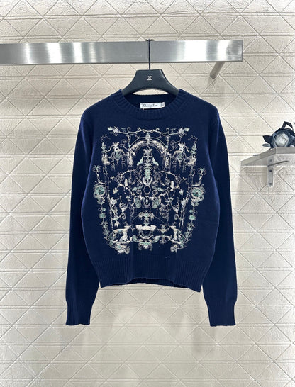 Embroidered knitted pullover sweater