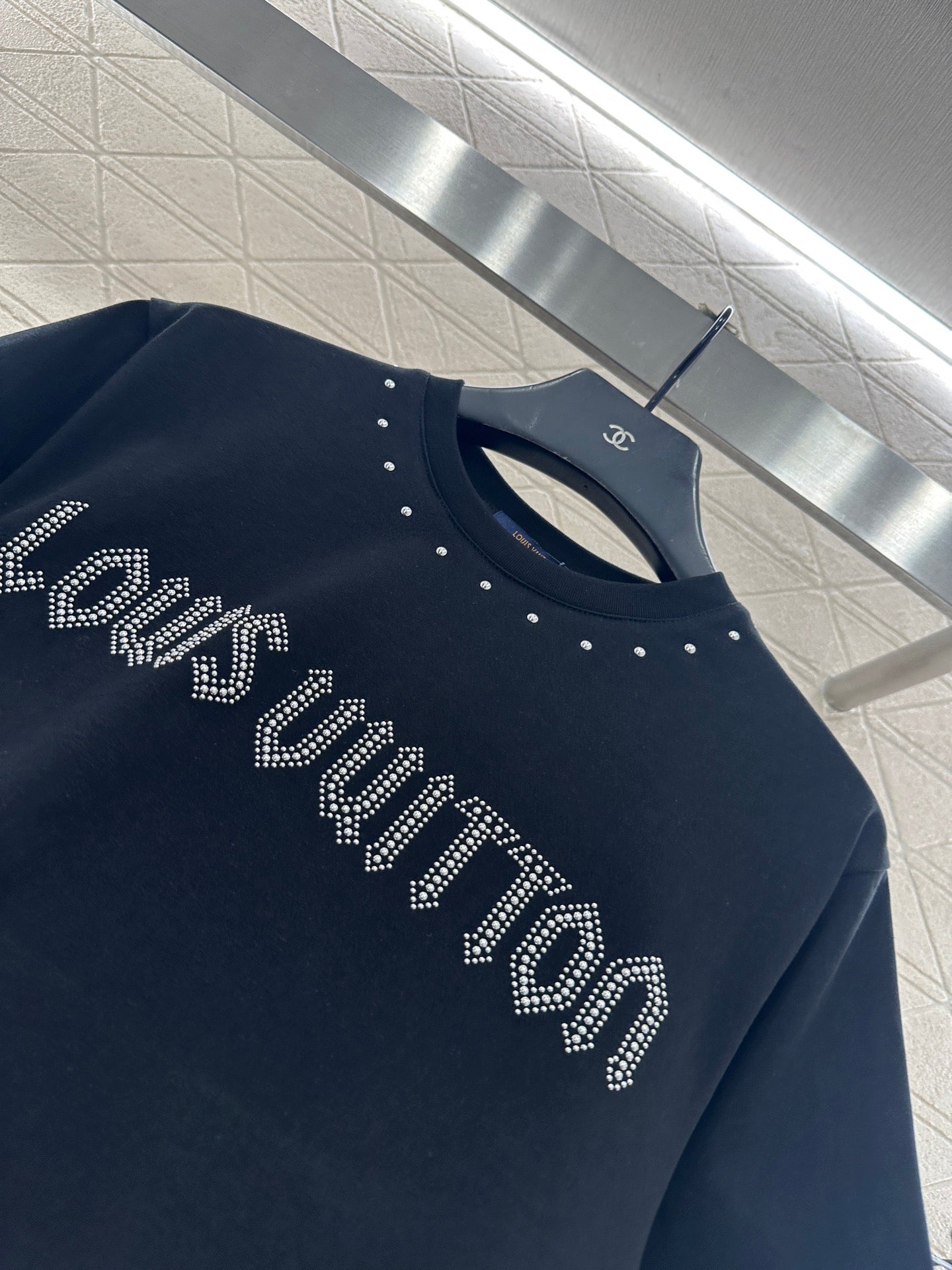 Ironing rivet short sleeves 𝑇𝑒𝑒