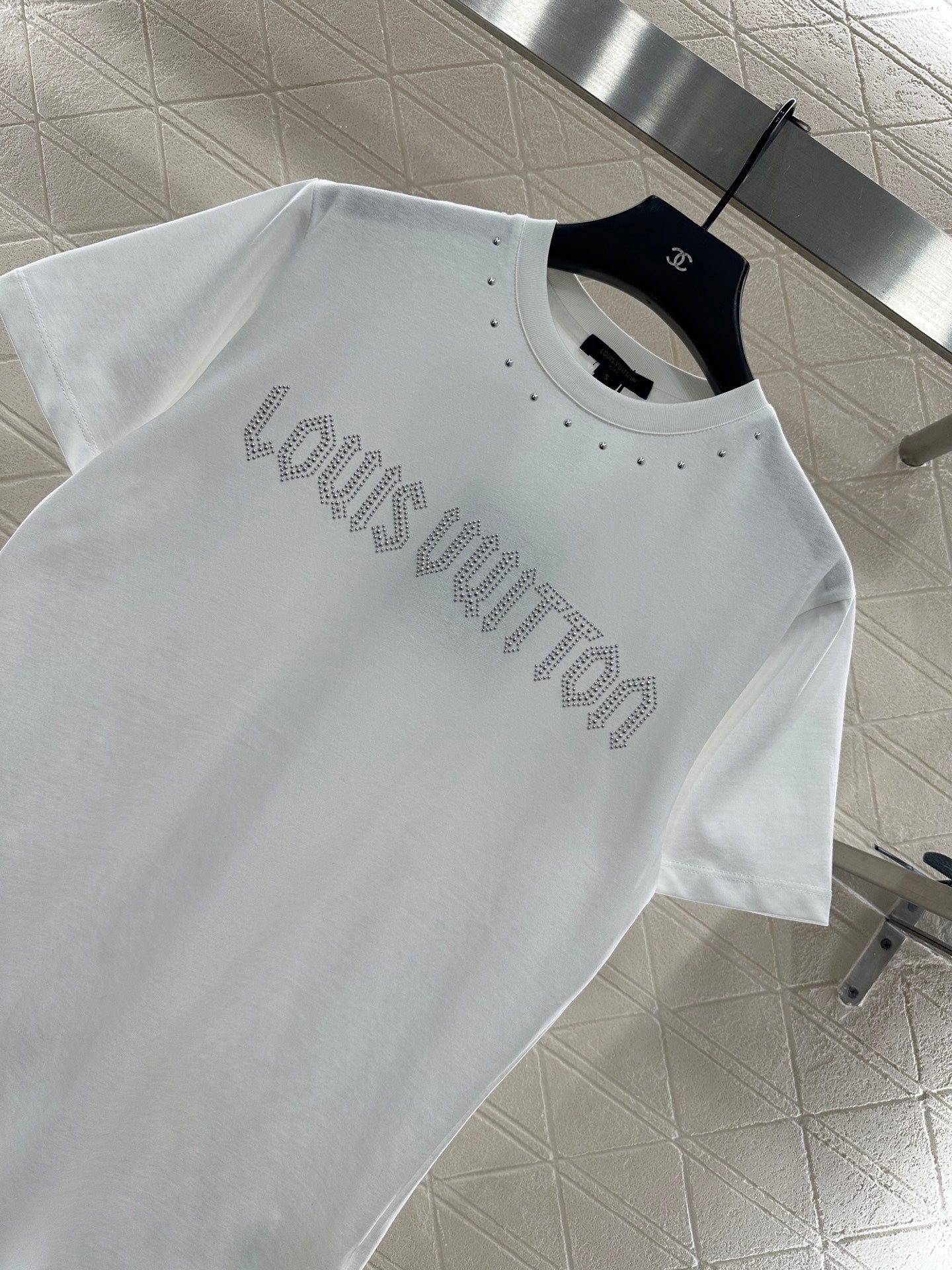 Ironing rivet short sleeves 𝑇𝑒𝑒