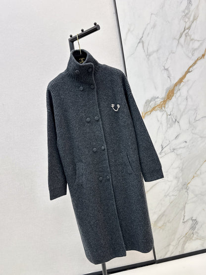 Lazy long knitted coat
