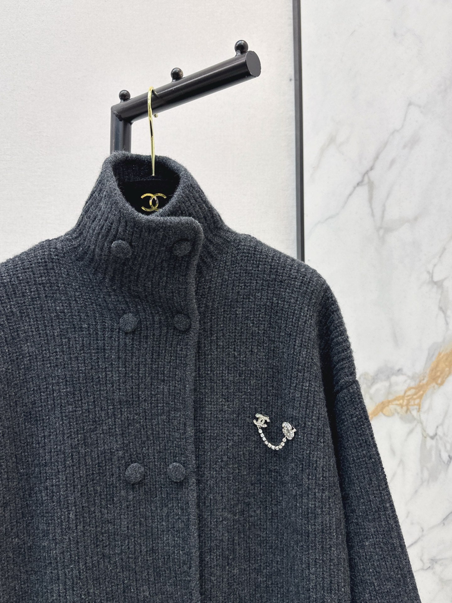 Lazy long knitted coat