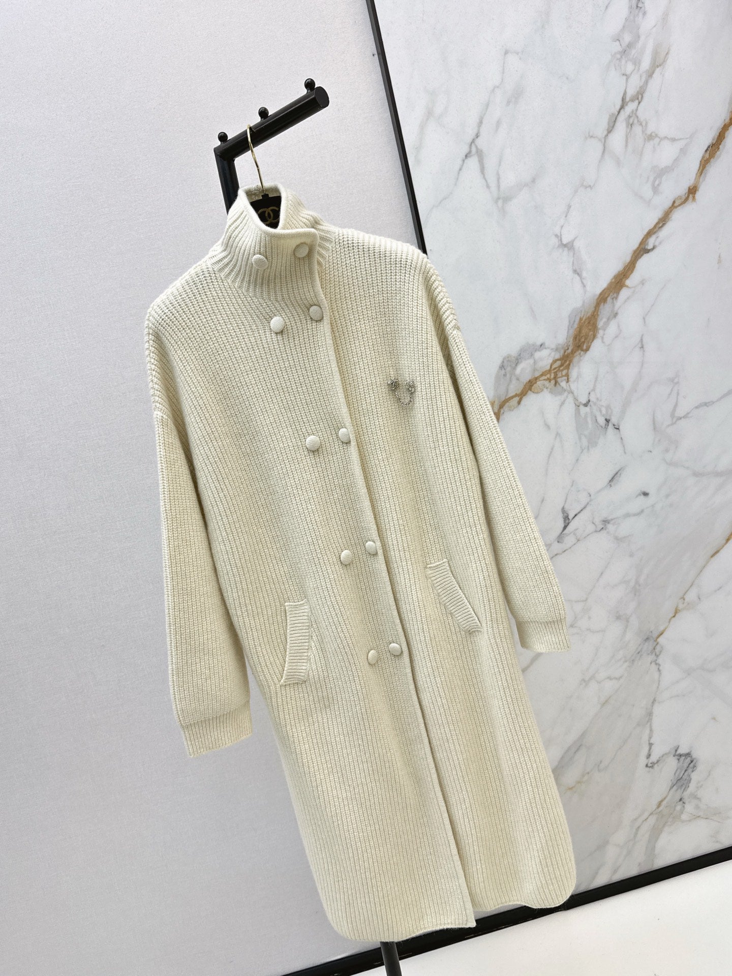 Lazy long knitted coat