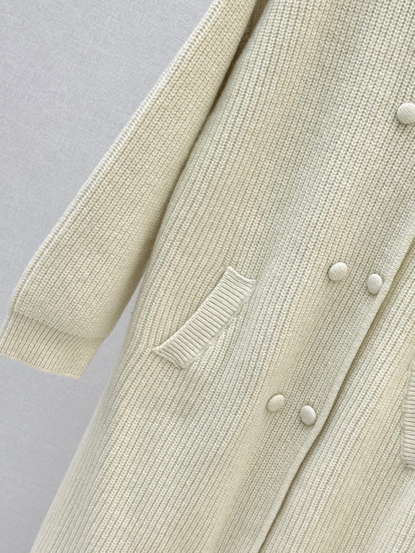 Lazy long knitted coat