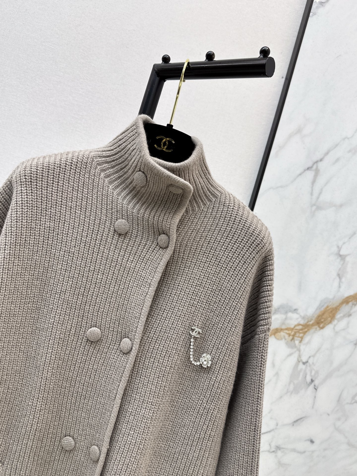 Lazy long knitted coat