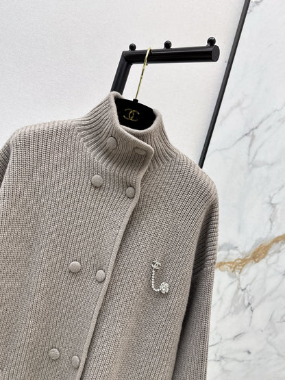 Lazy long knitted coat