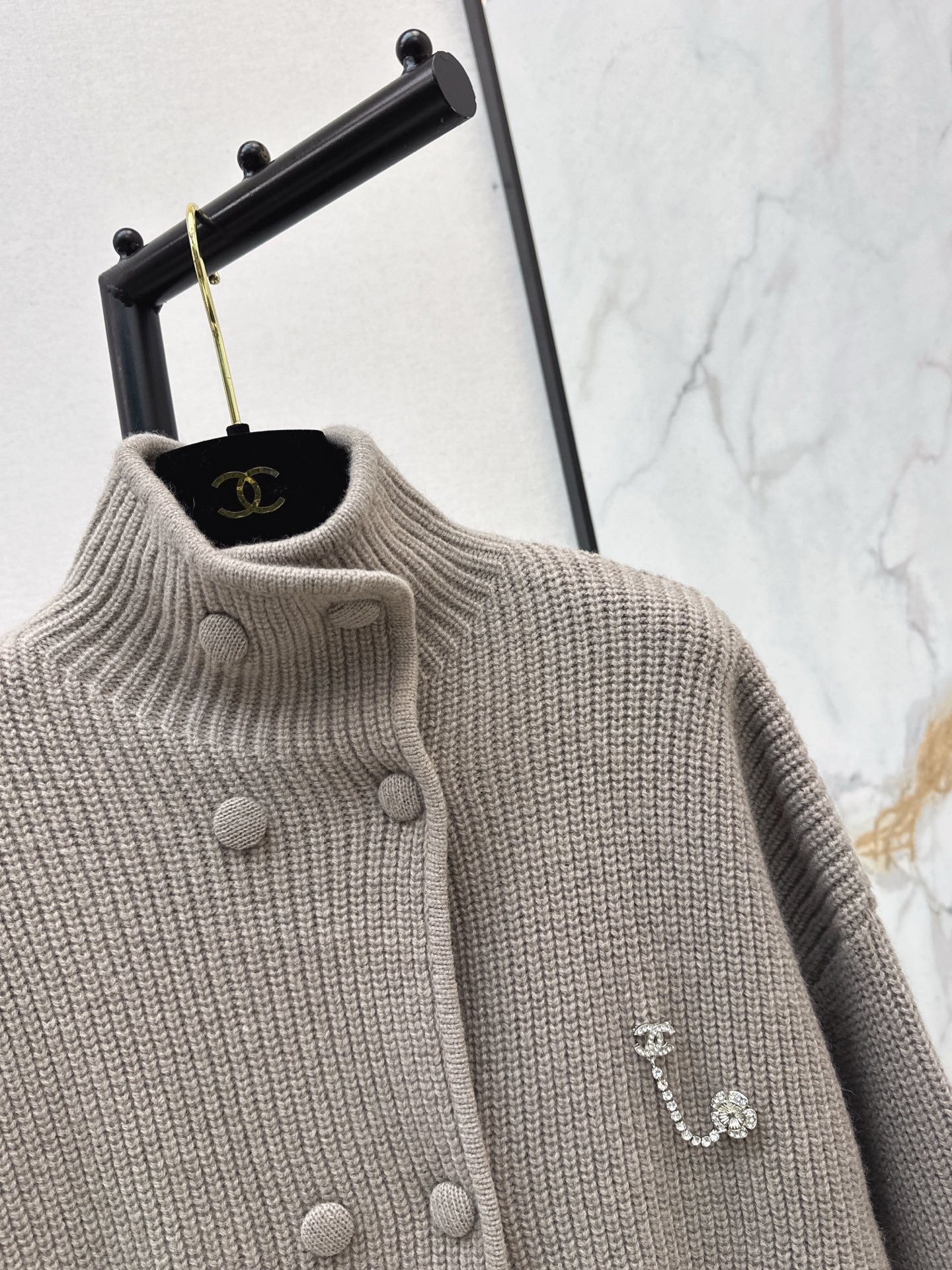 Lazy long knitted coat