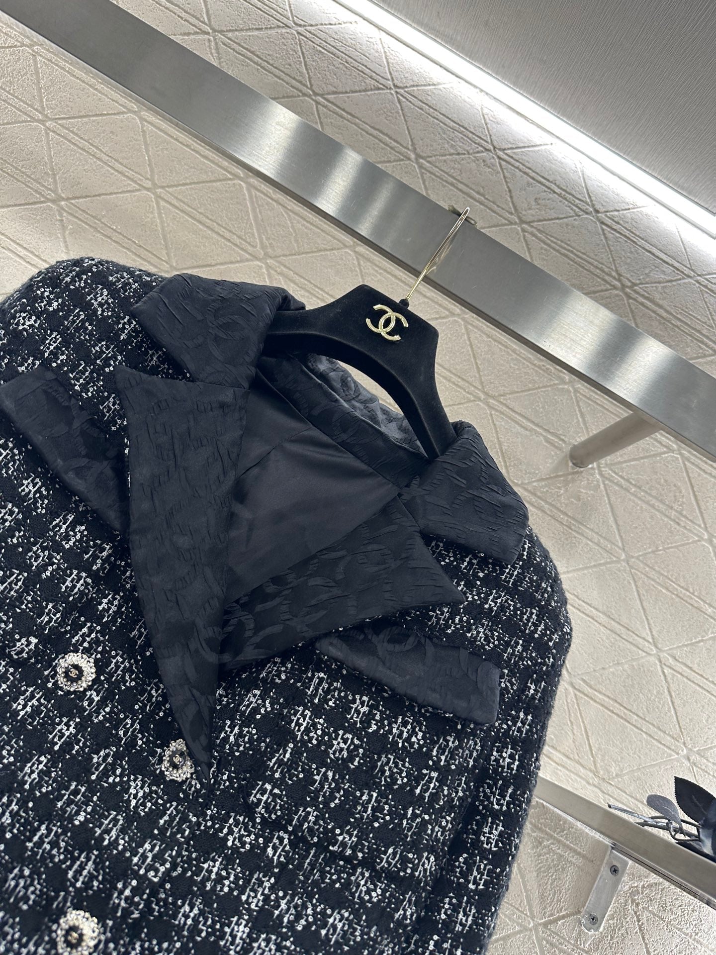 Rough woolen collar dress jacket