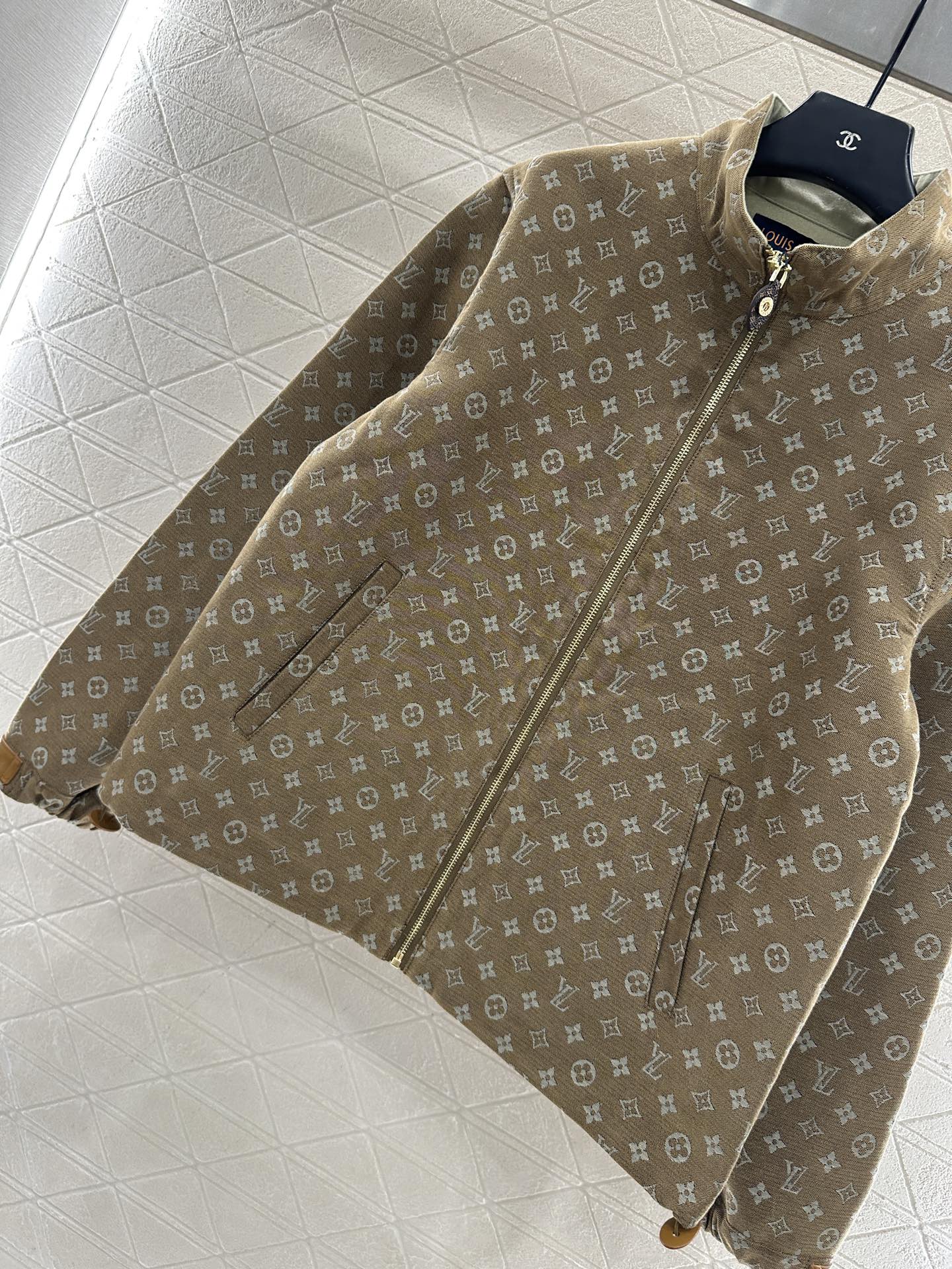 Stand up collar jacquard zipper jacket