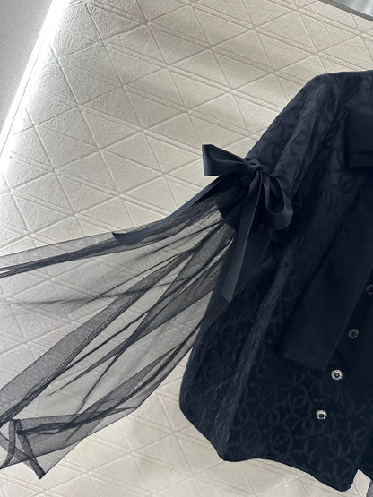 Round neck jacquard bow spliced top