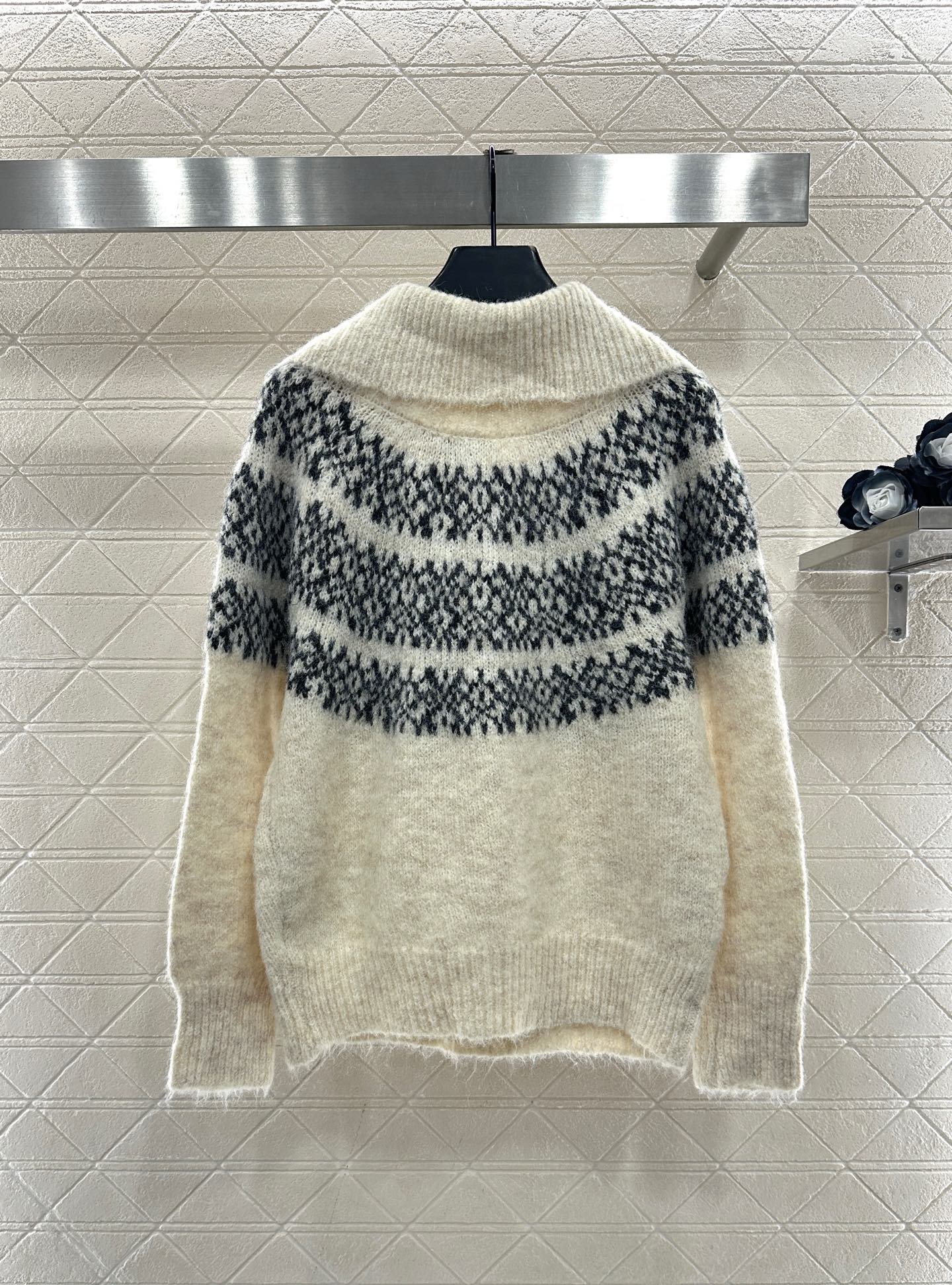 Half open collar pullover sweater