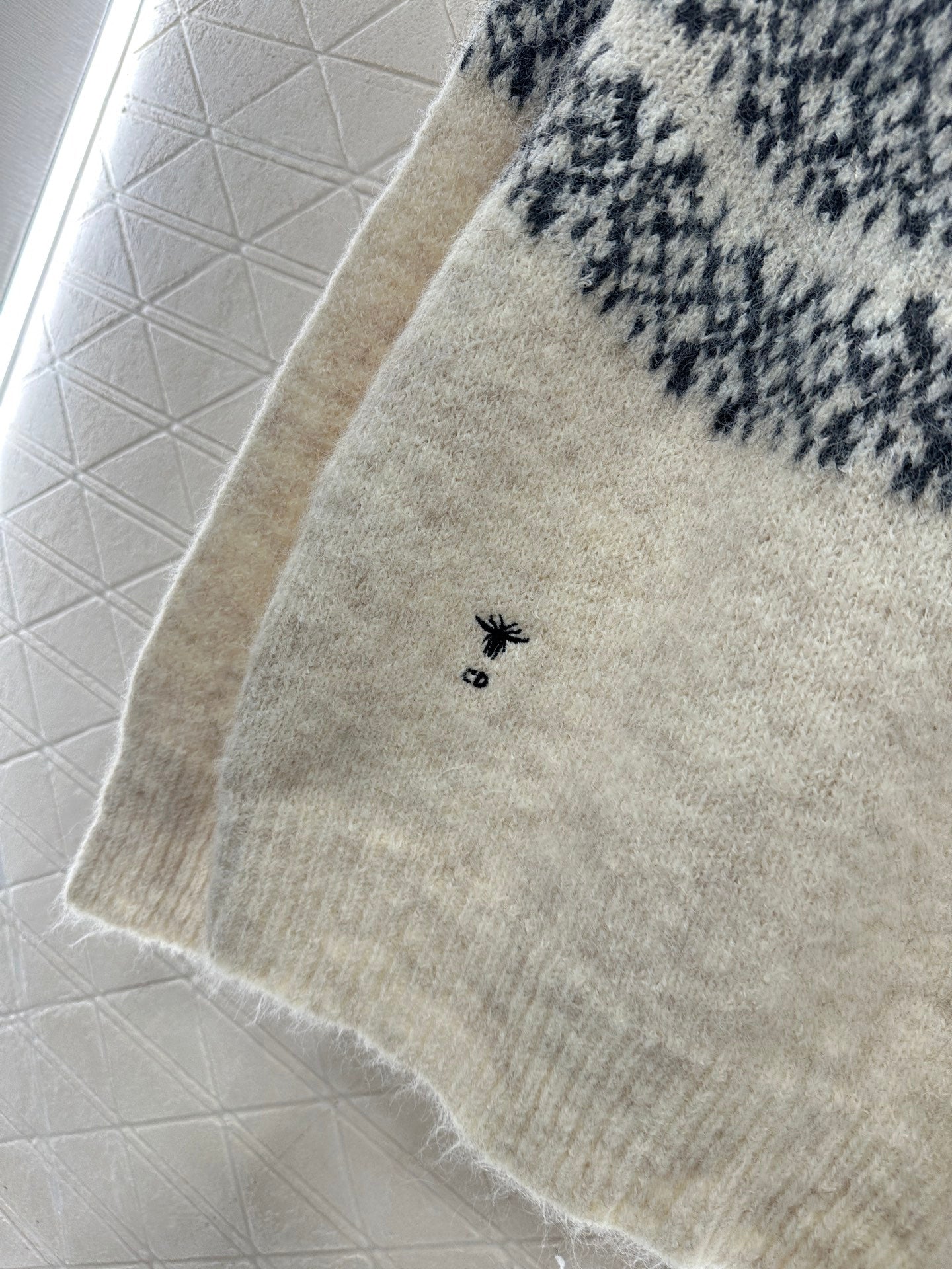 Half open collar pullover sweater