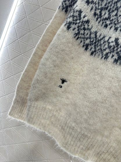 Half open collar pullover sweater