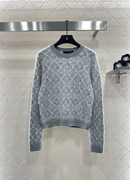 Jacquard round neck pullover sweater