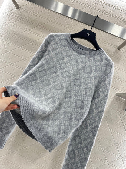 Jacquard round neck pullover sweater