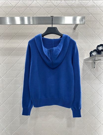 Hooded knitted sweater