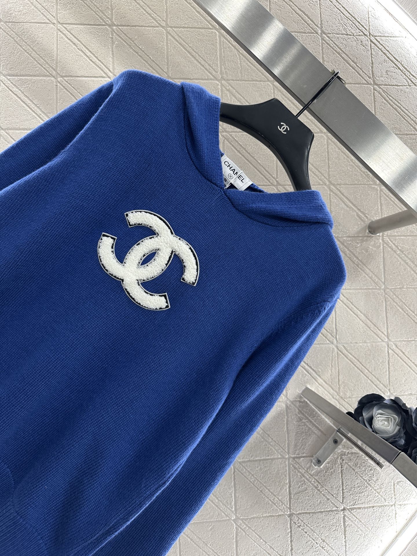 Hooded knitted sweater