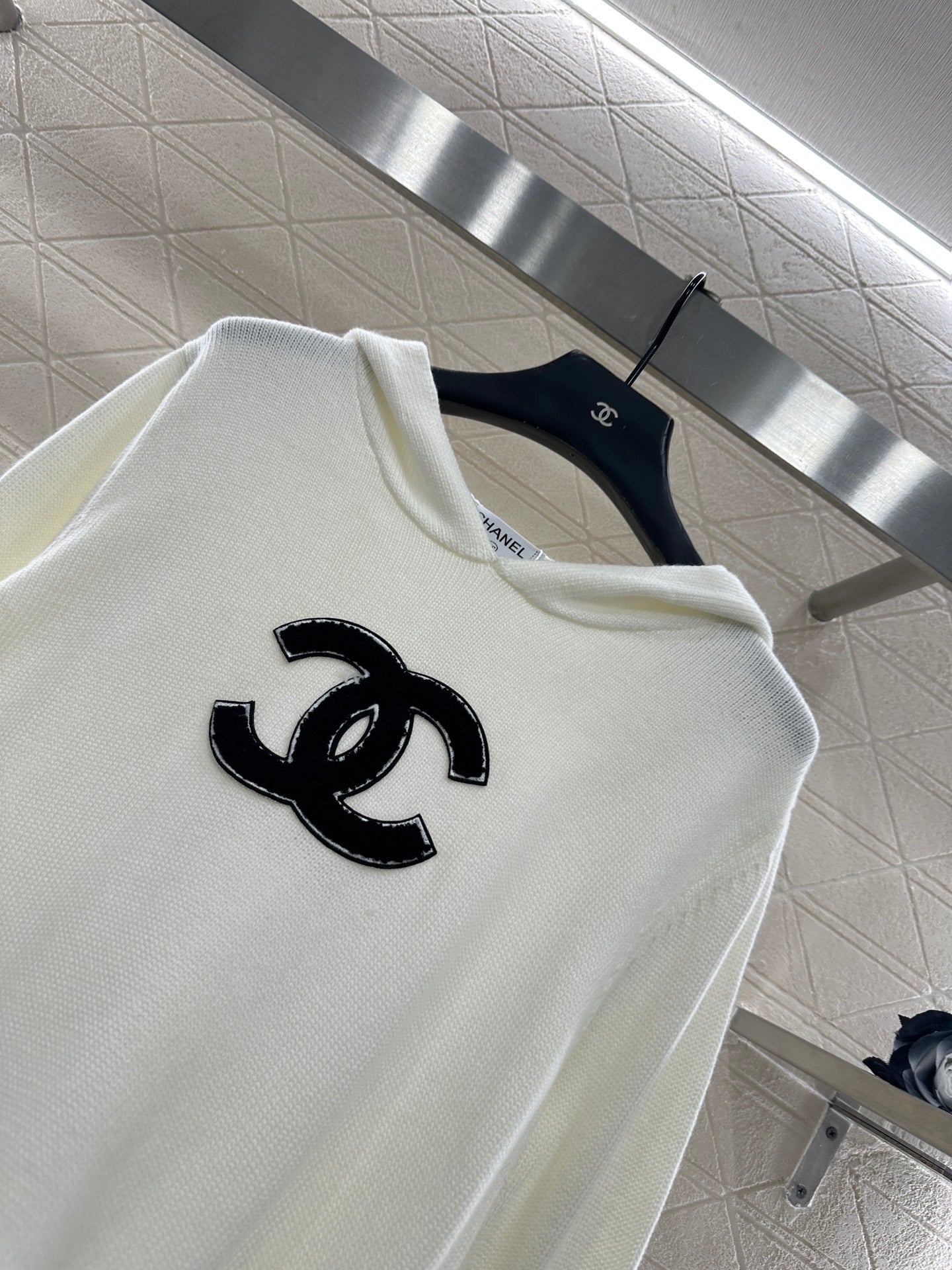 Hooded knitted sweater