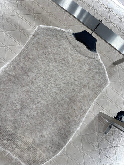 3D flower knitted vest