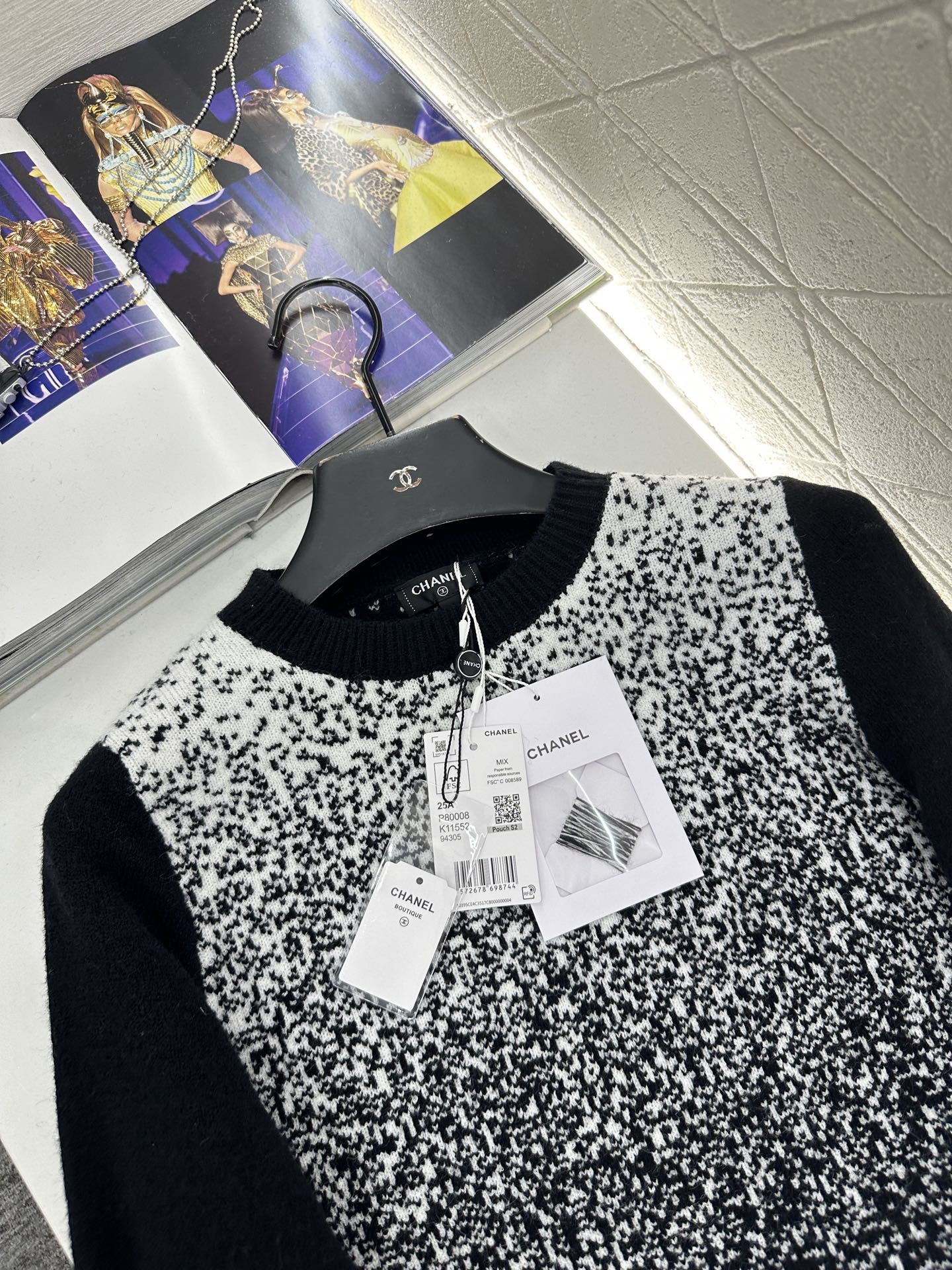 Gradient knitted pullover sweater