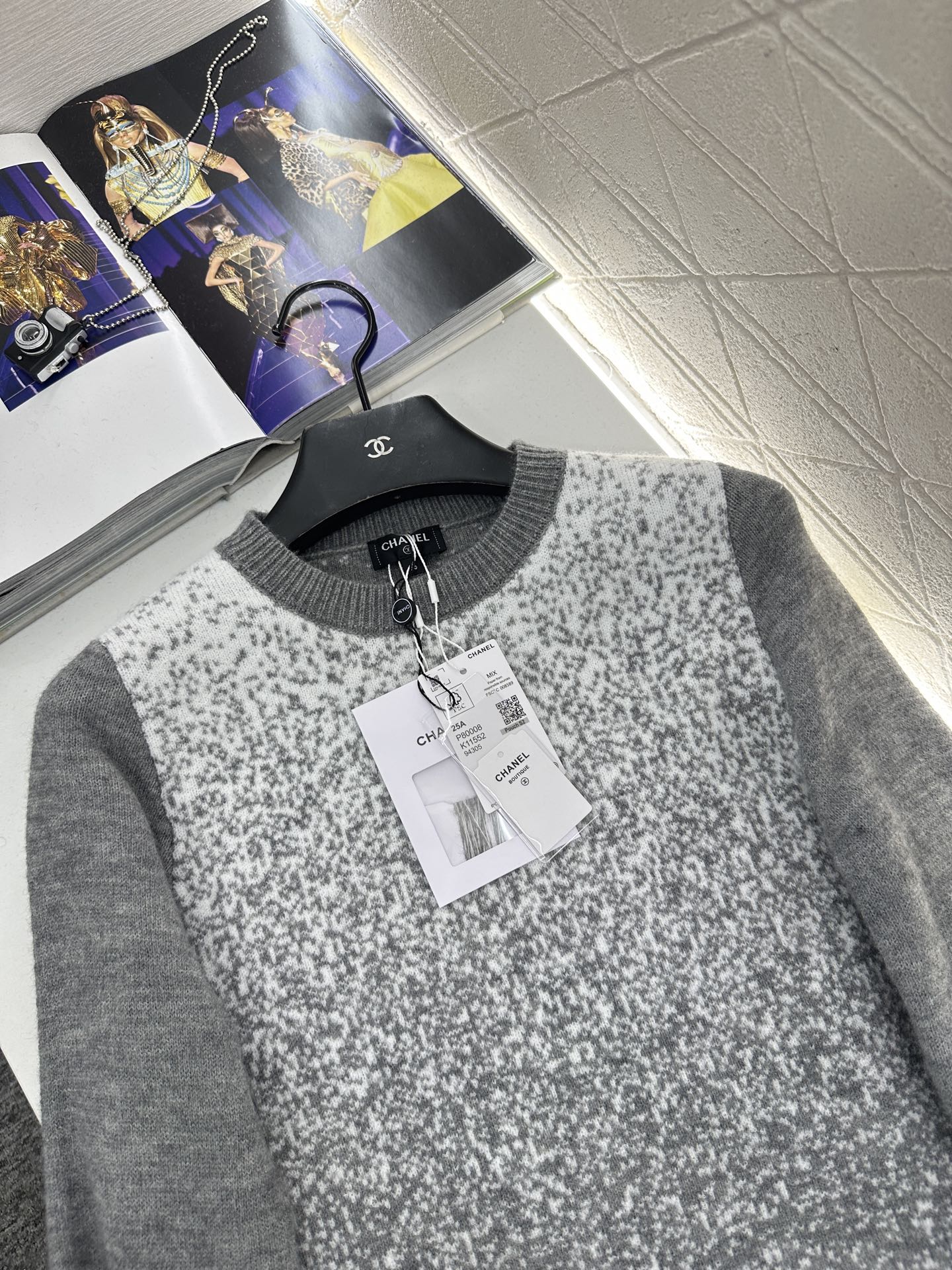 Gradient knitted pullover sweater